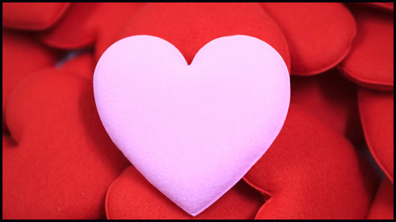 Emotizone Lag being in love but at different emotional speeds than someone else